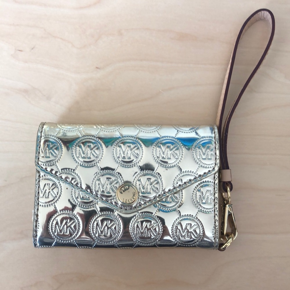 MICHAEL KORS Wristlet